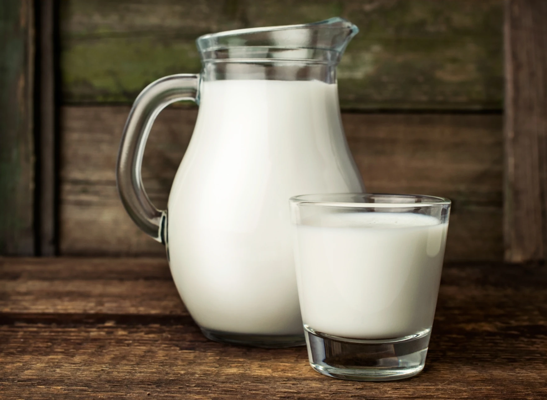 plant-based milk drinkers are returning to dairy, recognising its natural nutritional benefits and ability to help to look after both your bones and muscle.