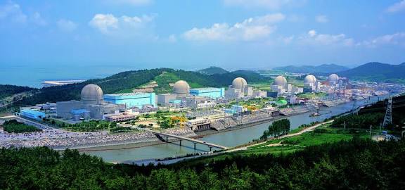 Additional image for South Korea Bets On The Moon, Quantum Computing And Next-Generation Nuclear Power