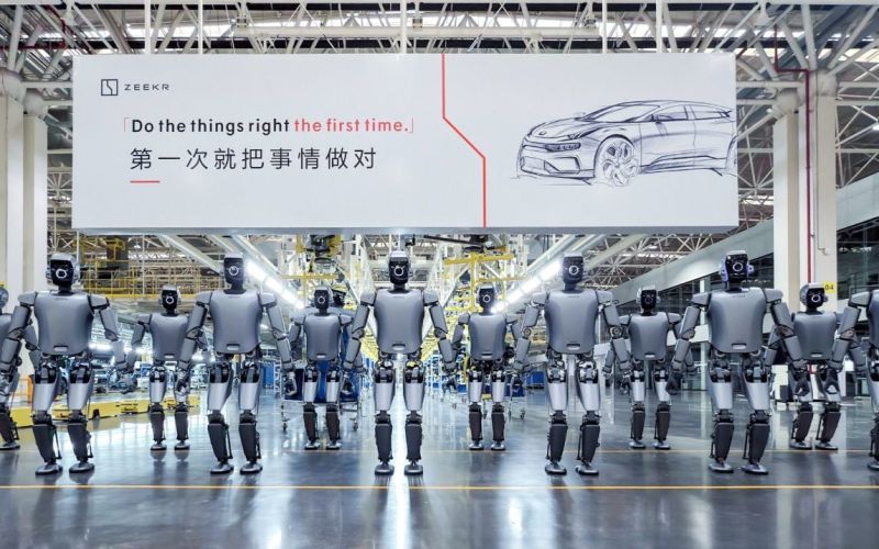 Additional image for China Humanoid Robots Becoming Industrial Workers