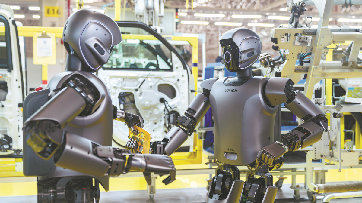 China Humanoid Robots Becoming Industrial Workers